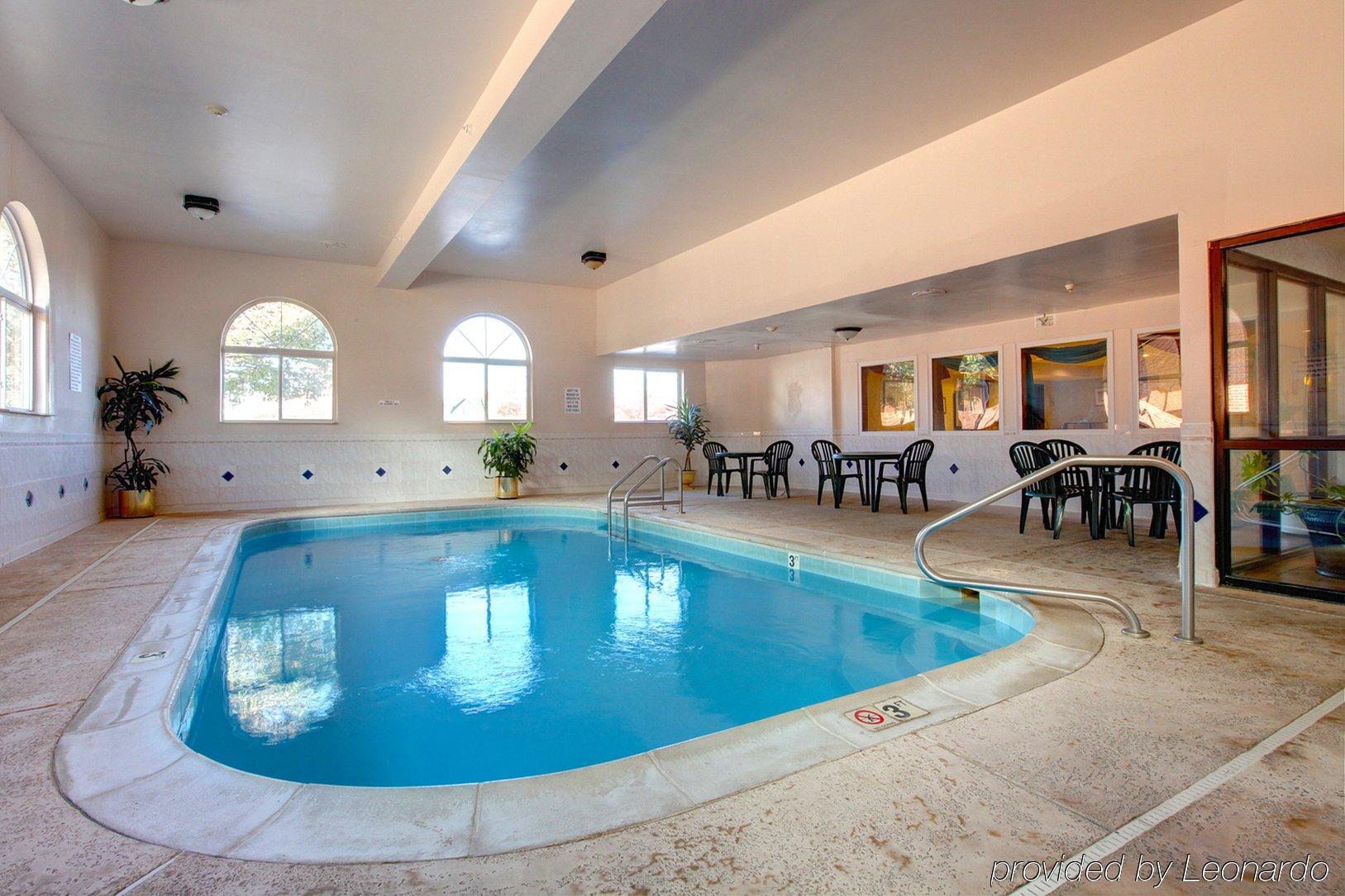 Americas Value And Hotel 3*