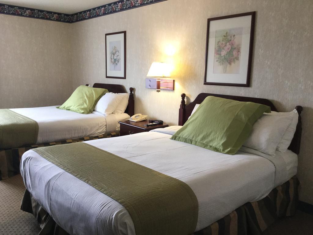 Americas Value And Hotel