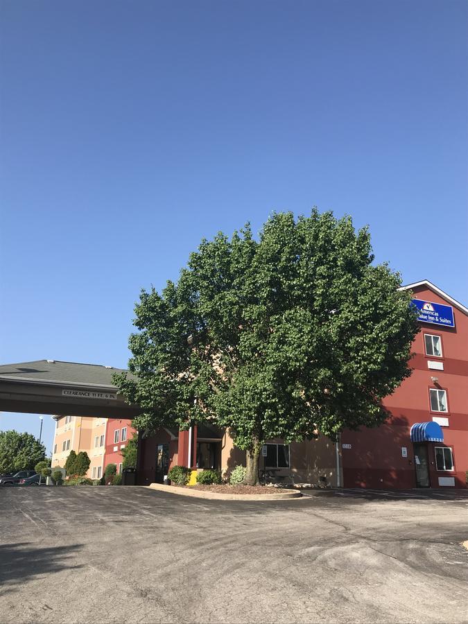 Americas Value And Hotel Saint Charles