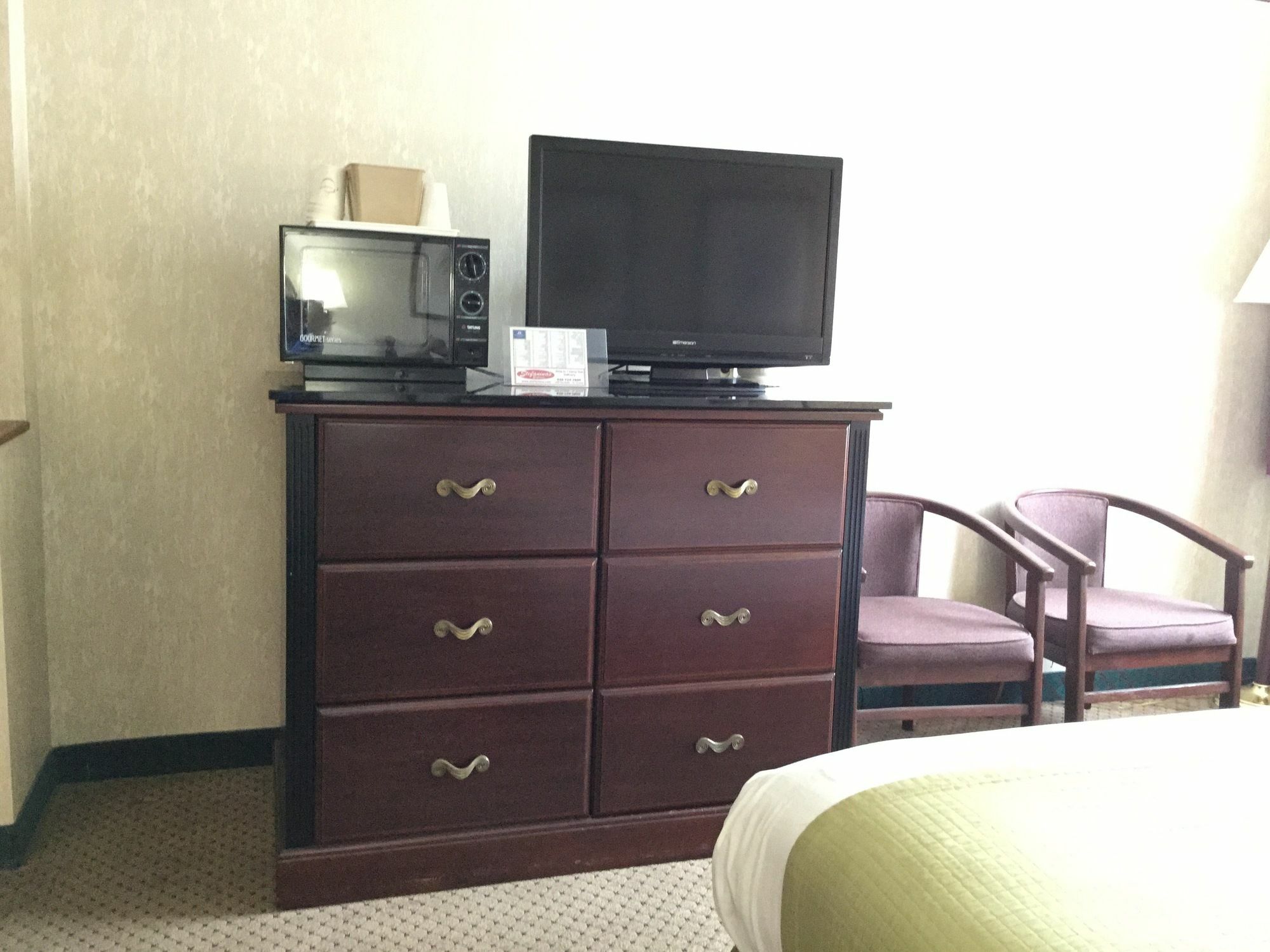 Americas Value And 3* Saint Charles